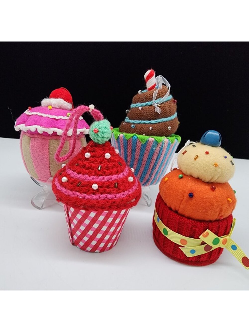 Felt & Knitted Cupcake Hanging Ornament Multicolor Lot of 4 VTG Beads